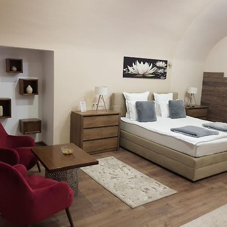 Imperial Rooms - Ultracentral - Jacuzzi Cu Hidromasaj Oradea Eksteriør billede