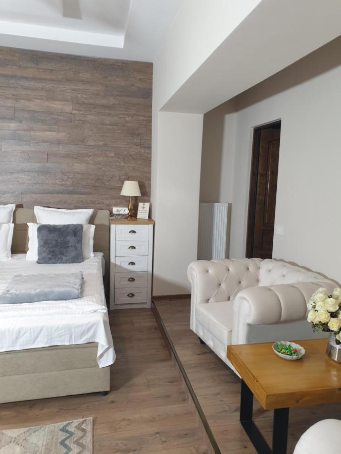 Imperial Rooms - Ultracentral - Jacuzzi Cu Hidromasaj Oradea Eksteriør billede