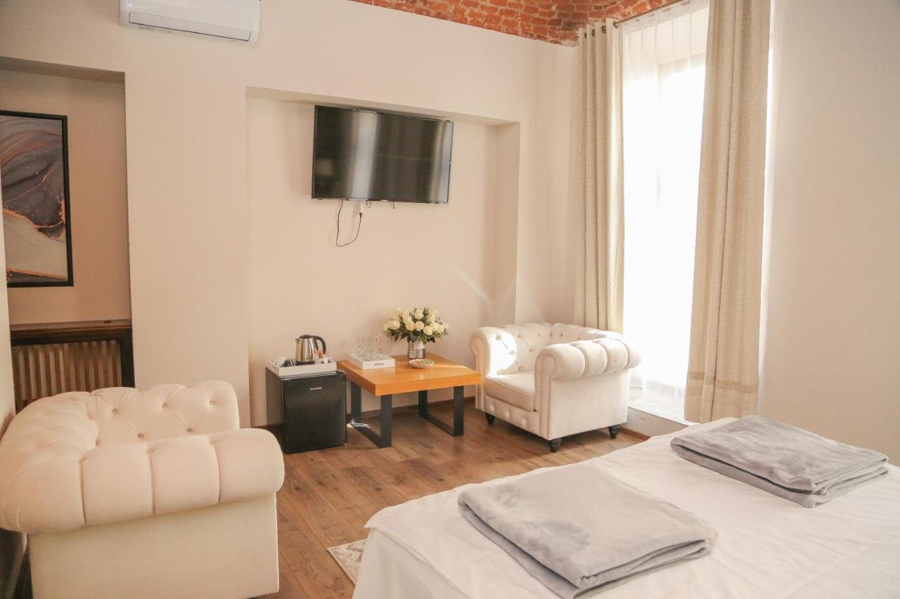 Imperial Rooms - Ultracentral - Jacuzzi Cu Hidromasaj Oradea Eksteriør billede
