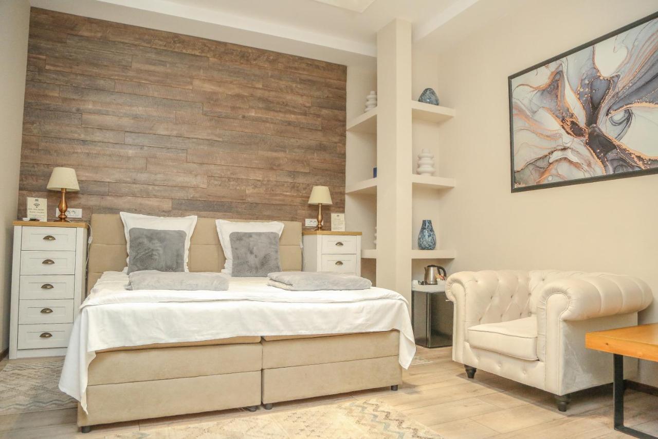 Imperial Rooms - Ultracentral - Jacuzzi Cu Hidromasaj Oradea Eksteriør billede