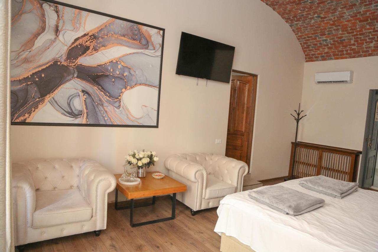 Imperial Rooms - Ultracentral - Jacuzzi Cu Hidromasaj Oradea Eksteriør billede