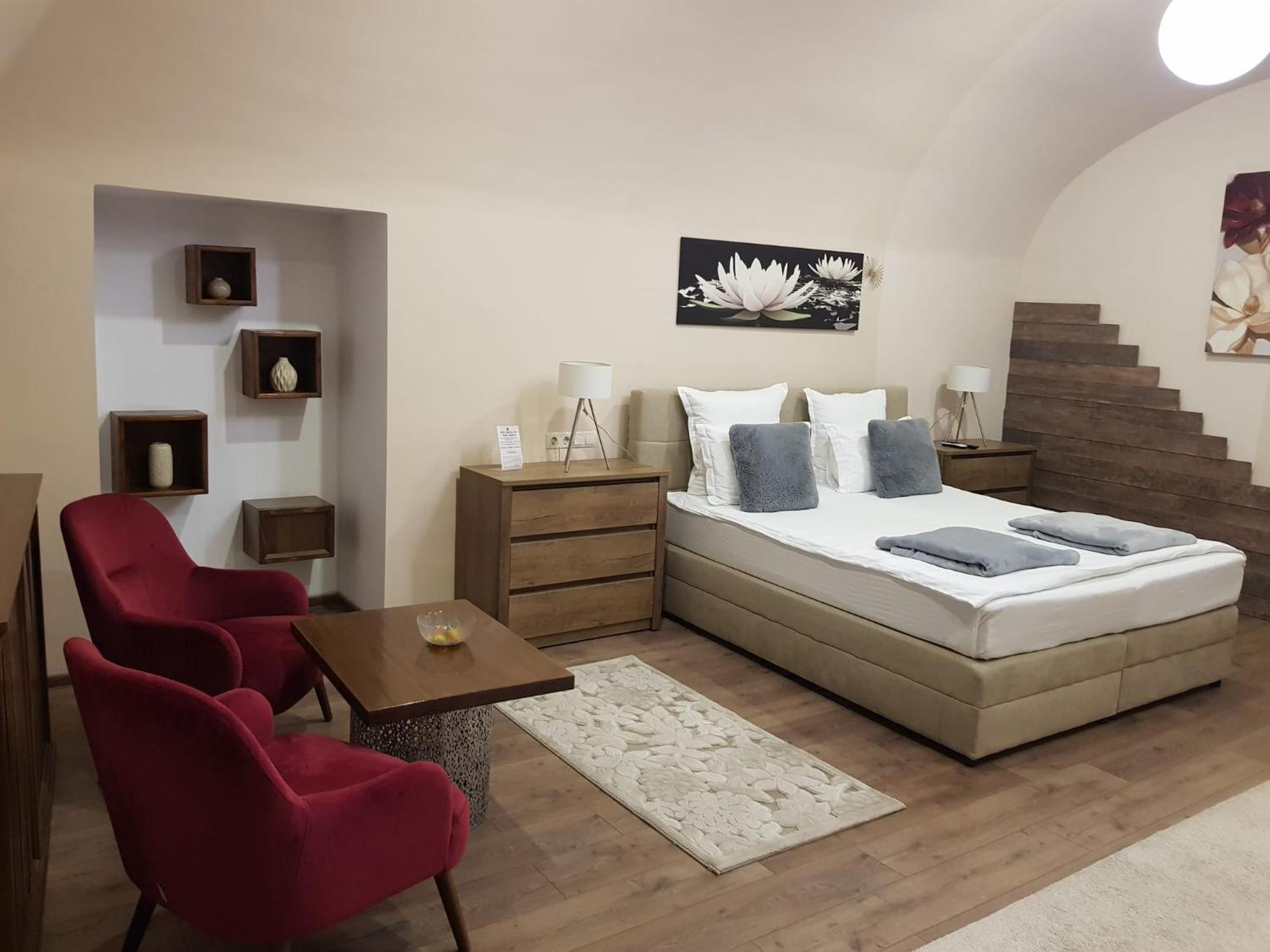 Imperial Rooms - Ultracentral - Jacuzzi Cu Hidromasaj Oradea Eksteriør billede