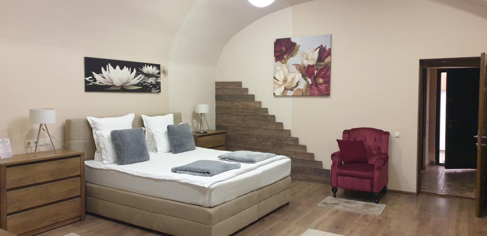 Imperial Rooms - Ultracentral - Jacuzzi Cu Hidromasaj Oradea Eksteriør billede