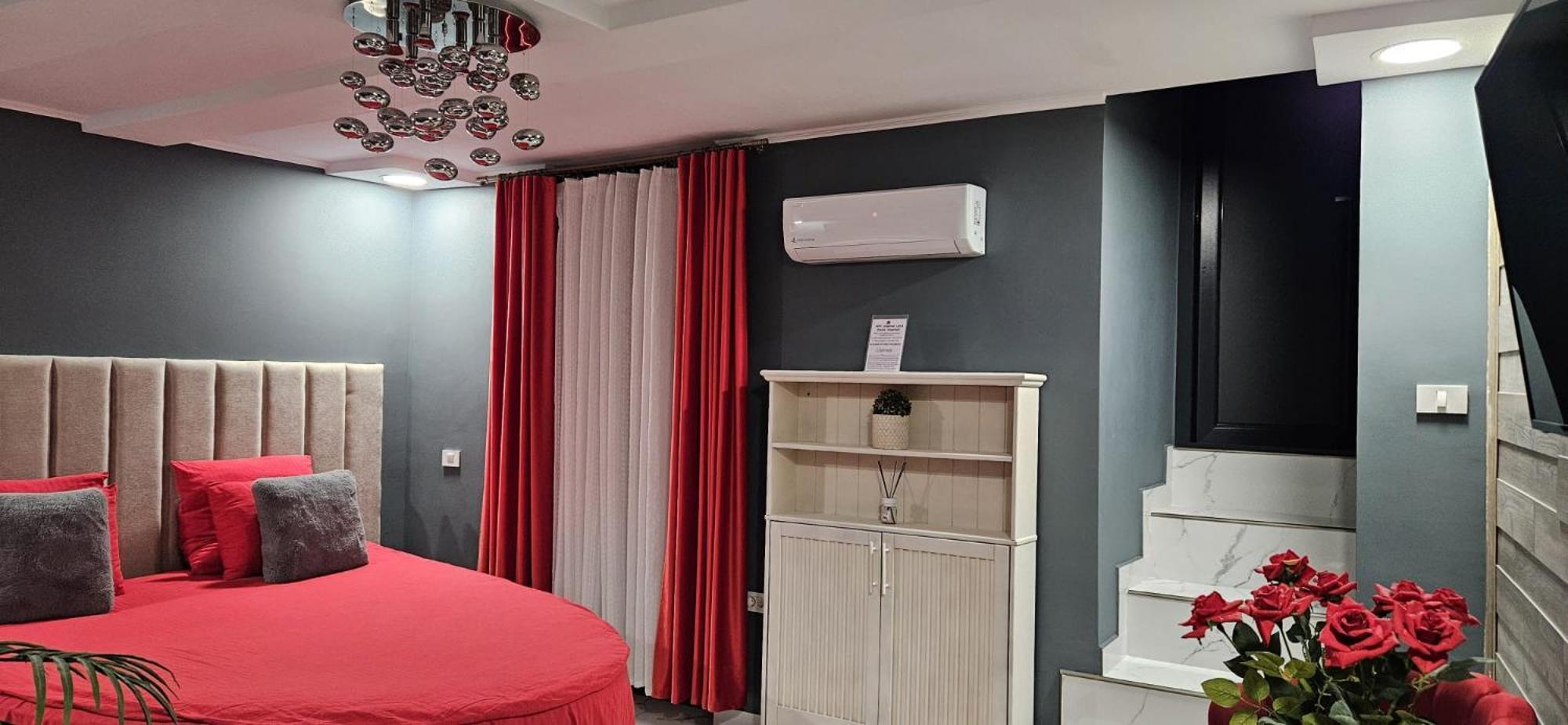 Imperial Rooms - Ultracentral - Jacuzzi Cu Hidromasaj Oradea Eksteriør billede