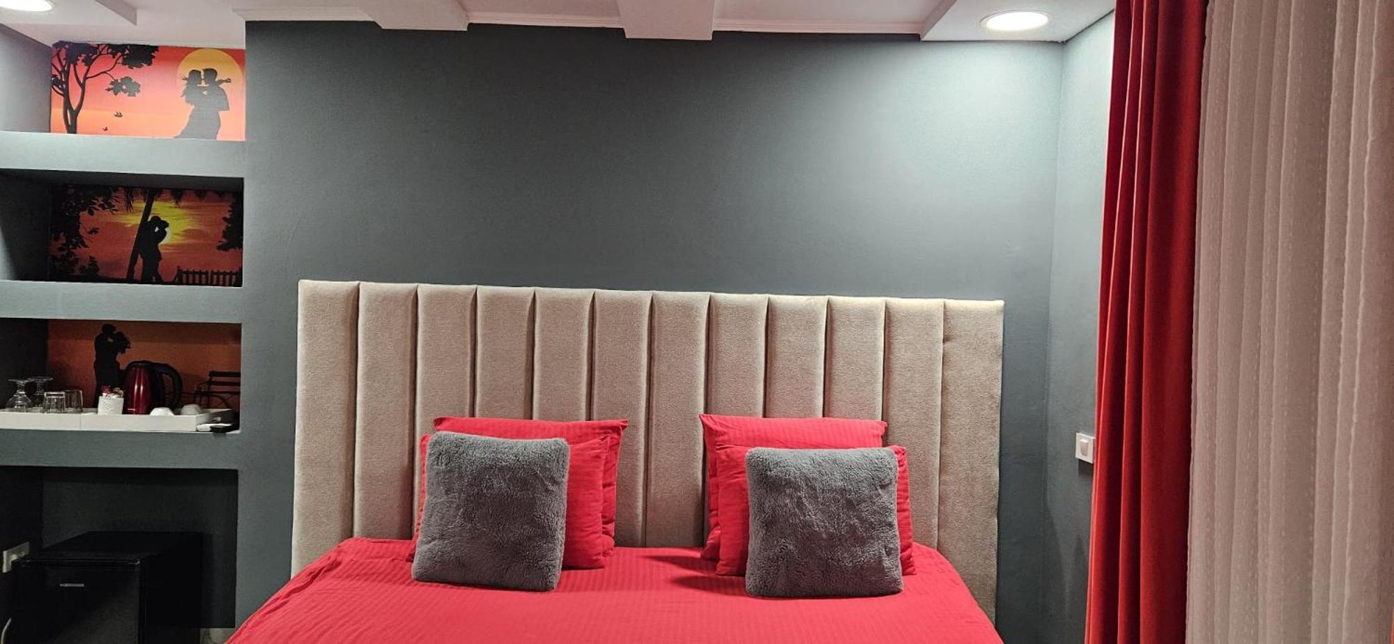 Imperial Rooms - Ultracentral - Jacuzzi Cu Hidromasaj Oradea Eksteriør billede