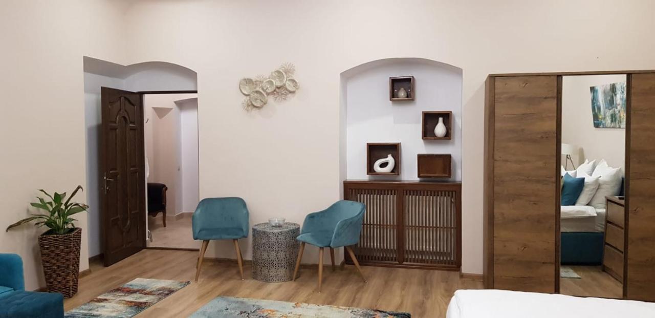 Imperial Rooms - Ultracentral - Jacuzzi Cu Hidromasaj Oradea Eksteriør billede